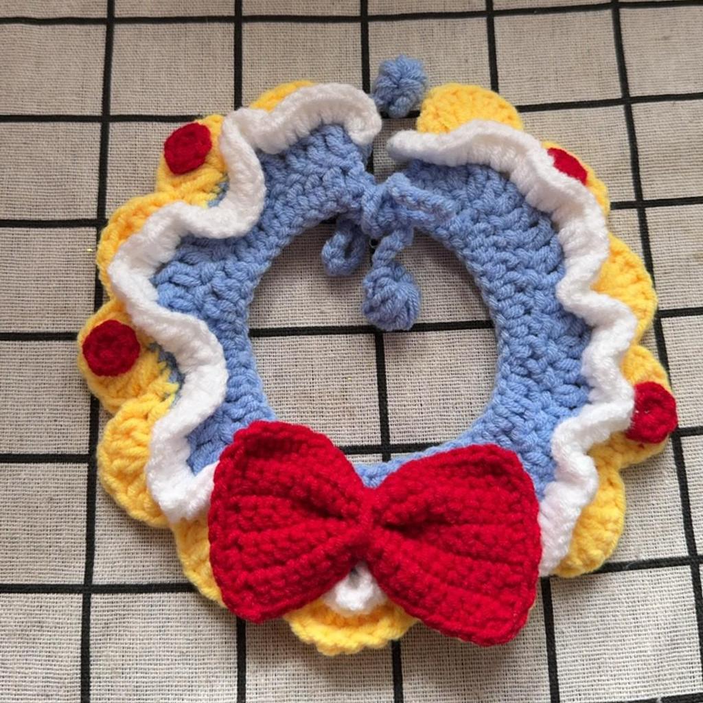Christmas Cat Scarf: Warm Knitted Collar with Bell