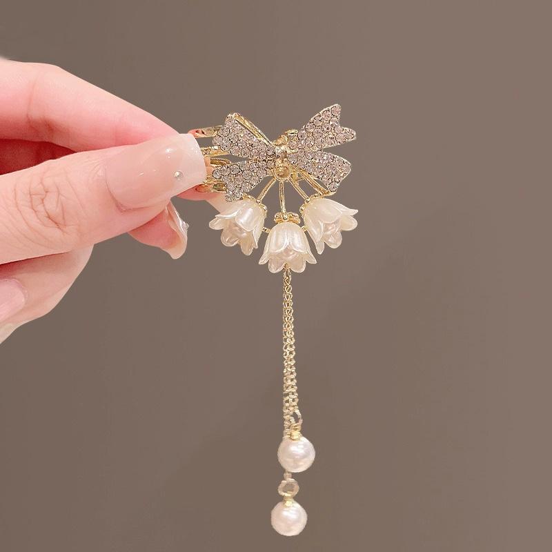 

Lily of the Valley Hairpin: Elegant Tassel Flower Clip