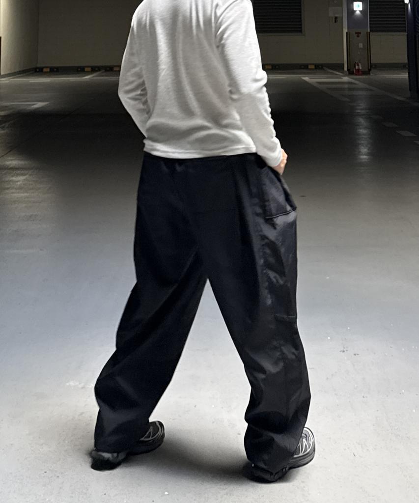 UMBRELLA ON THE GO Signature Wide Balloon Cargo Nylon Pants (Fleece-Lined)