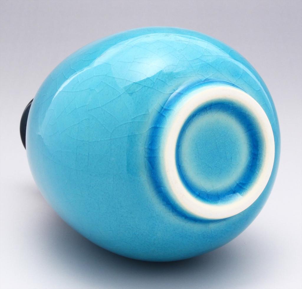 Mino Higashiyama sake carafe Japanese sake approximately 8cm in diameter and 13cm in capacity approximately made in ware, kiln, "Turquoise Blue"