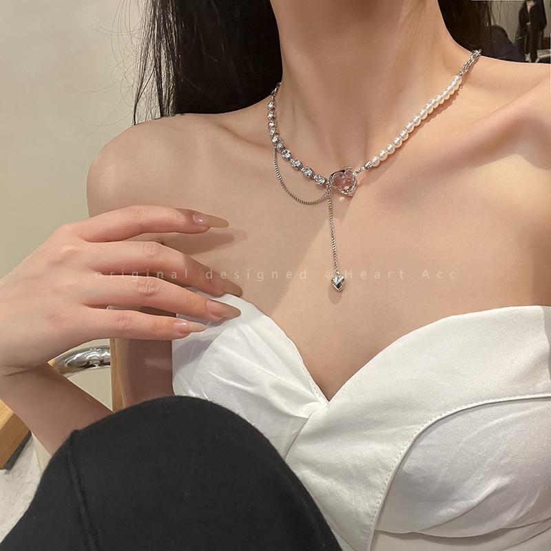 Pearl Love Splicing Necklace Girls Neck Chain High-end Temperament Accessories Light Luxury Niche Design Decorative Collarbone Chain