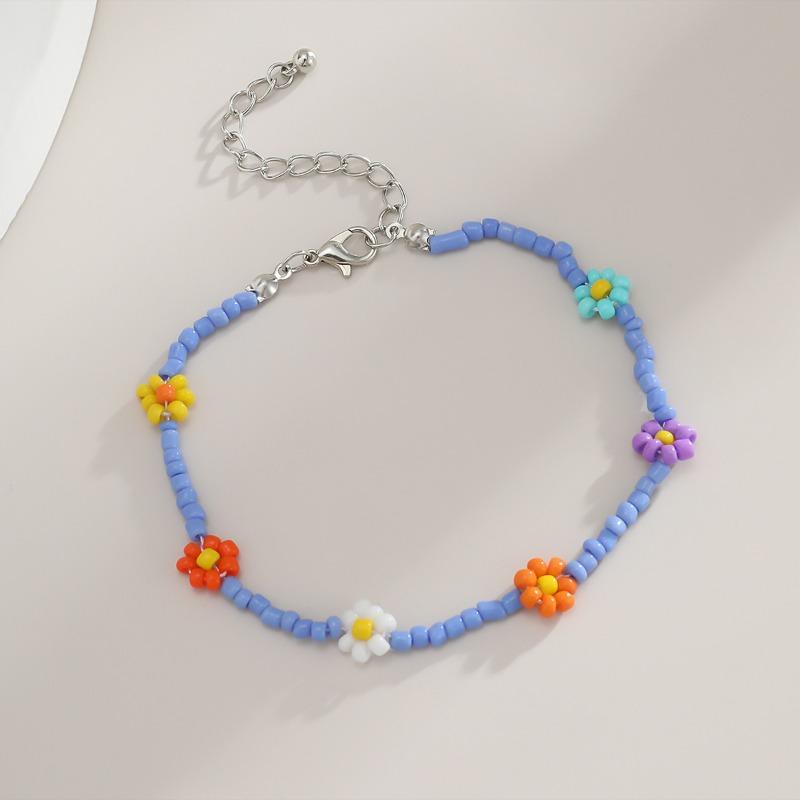 Women S Colorful Beaded Daisy Necklace European Fashion Style