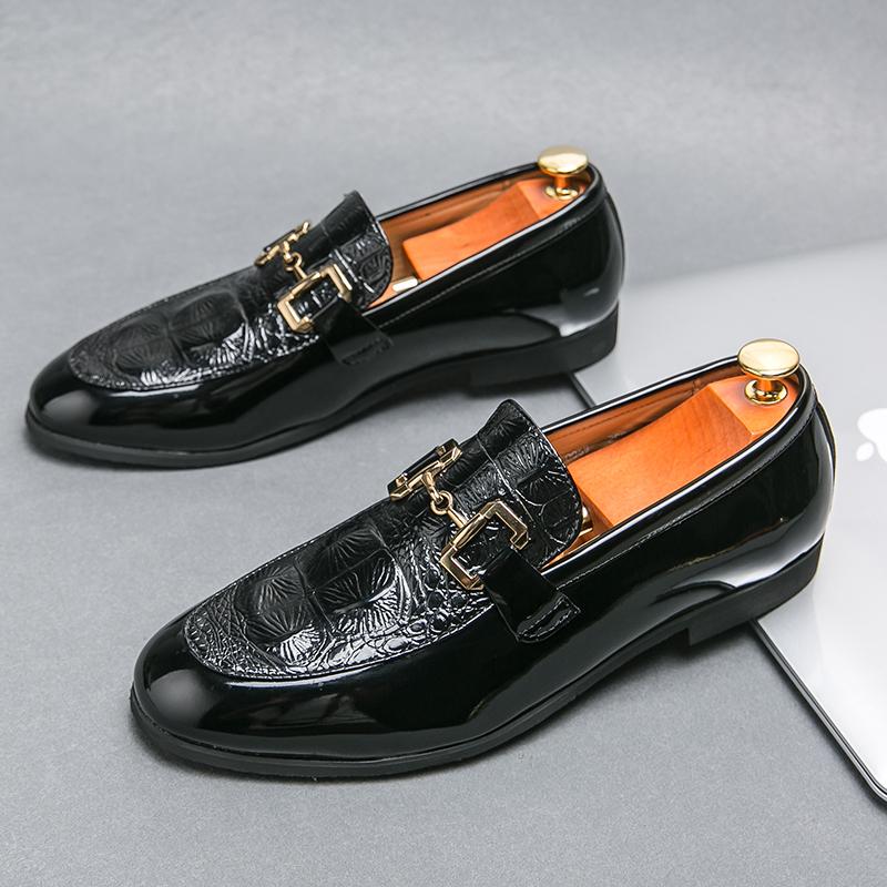Britain Retro Men Pointed Crocodile Pattern Flats Oxford Leather Shoes Casual Loafers Formal Dress Footwear Zapatos Hombre