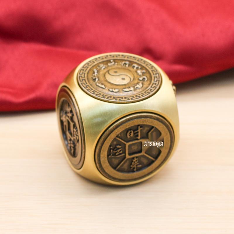 Mässing Roterande Sfärisk Tärningsprydnad - Kreativ Sexsidig Wenwan för Tur, Fred och Glädje