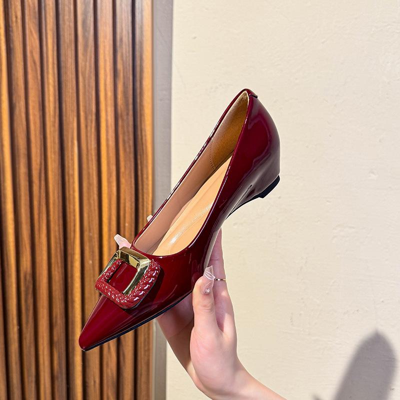 Pointed Nude Inner Height Increase Single Shoes Women's 2025 New Huizhou Women's Shoes Patent Leather French Versatile Light Mouth Flats