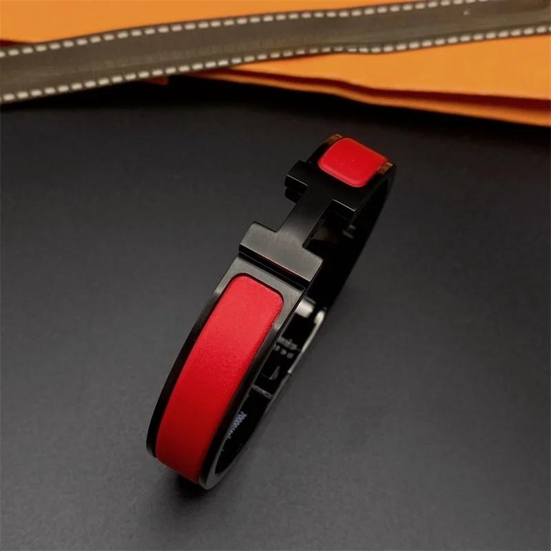 2025 Nouveau Bracelet Couple Simple Polyvalent Bracelet Mode Bracelet Bijoux Cadeau pour Petite Amie Cadeau à Choisir Absolument
