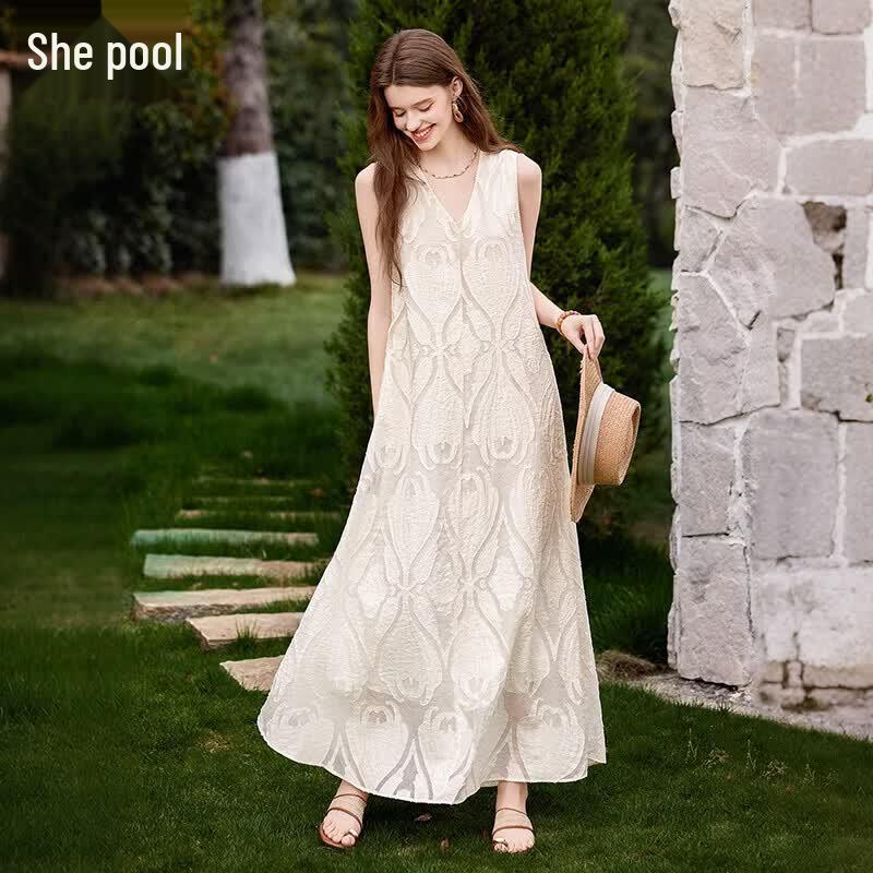 Shechi V-Neck Sleeveless Embroidered A-Line Maxi Dress S