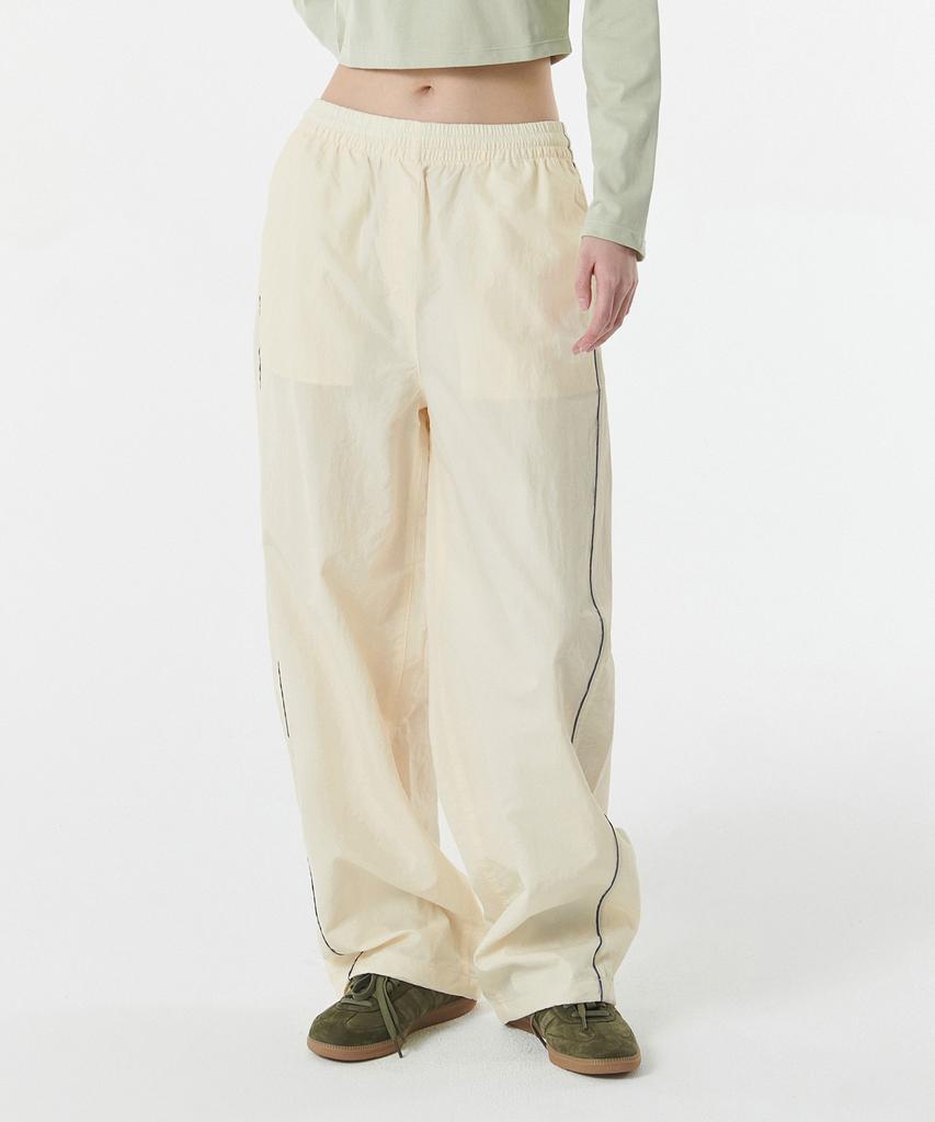 MUSINSA STANDARD WOMAN Women'S Side Line Wide Track Pants [Cream]