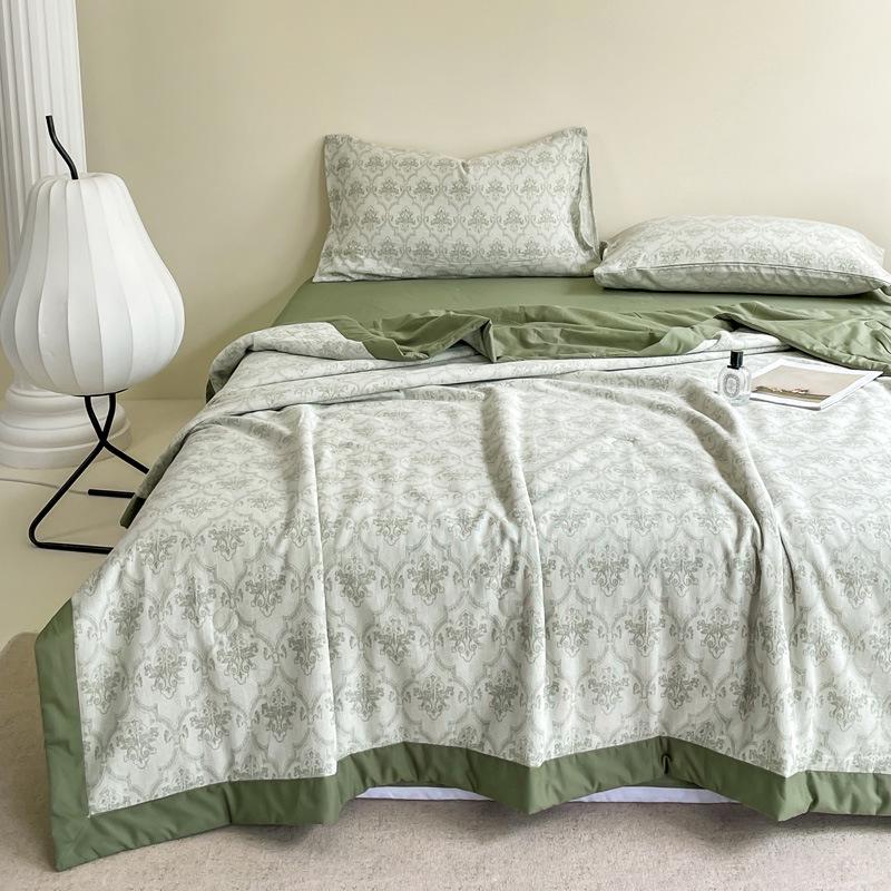 Pure Cotton Three-Layer Gauze Jacquard Summer Quilt Set - Cooling & Comfortable