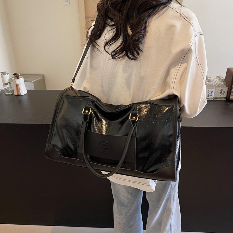 Hand-held Travel Bag Water-proof Portable Dry and Wet Separation Fashionable and Atmospheric Pull-up Gym Bag