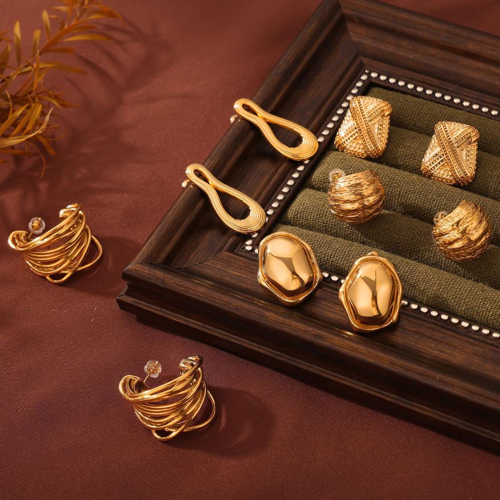 Exaggerated Geometric Design Irregular Earrings Titanium Steel Plated 18K Gold Light Luxury Temperament Non-Fading Earrings Set