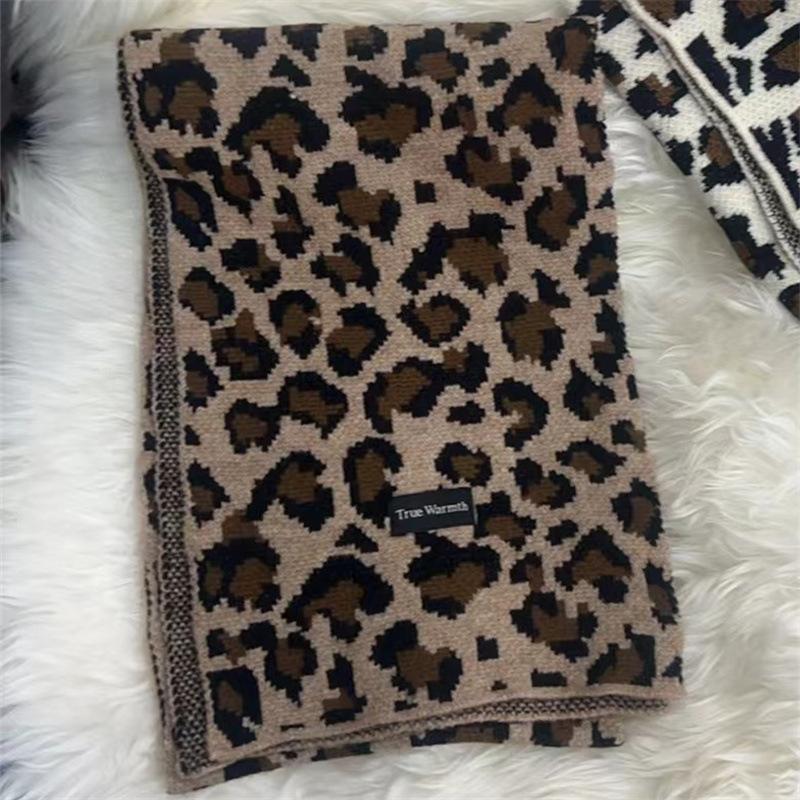 New Imitation Wool Knitted Scarf Women's Leopard Print Scarf Versatile Winter Cold Protection Thickened Warm Scarf