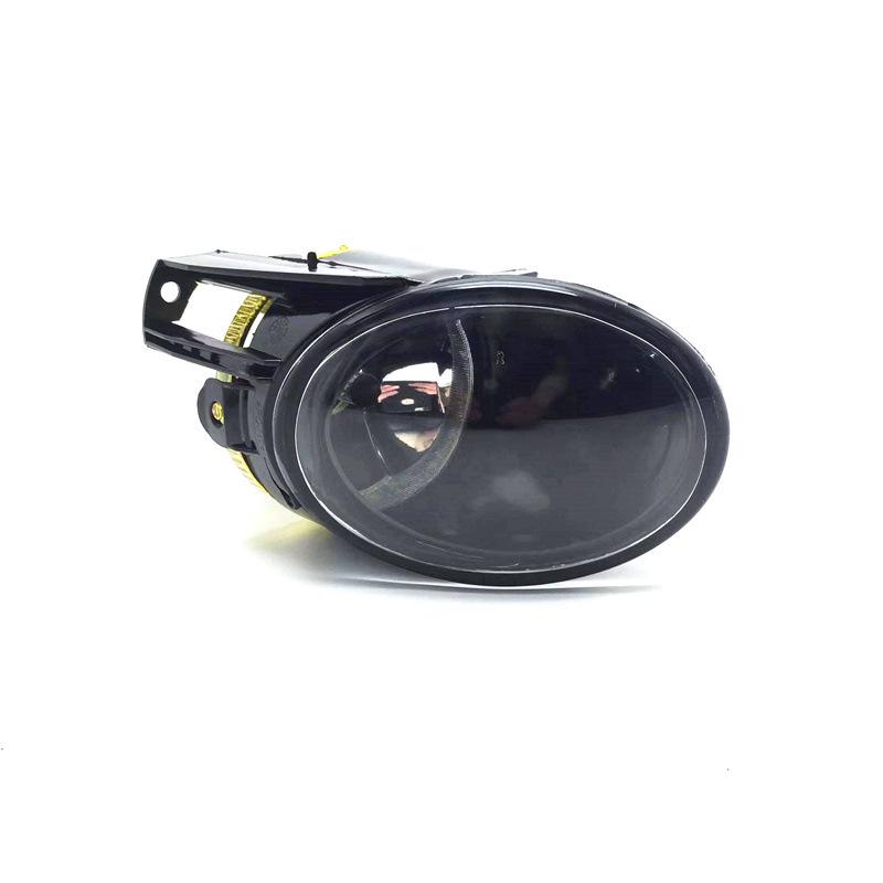 Compatible Fog Light Assembly for Old Magotan B6 Models (2007-2011) - Front Bumper and Headlight Replacement.