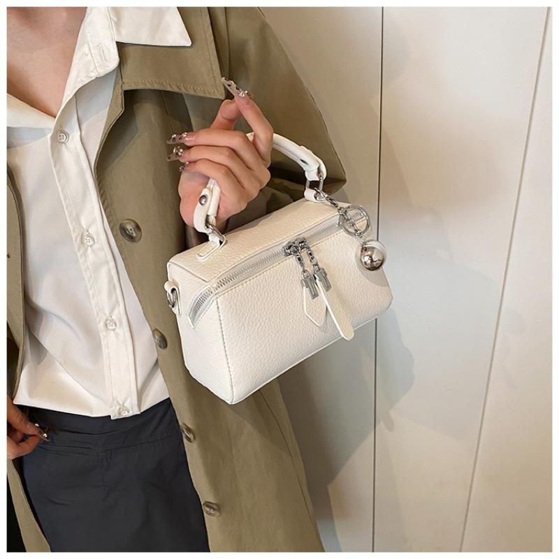 Fashionable and High-quality Handbag, Retro and Simple Boston Single-room Crossbody Small Square Bag