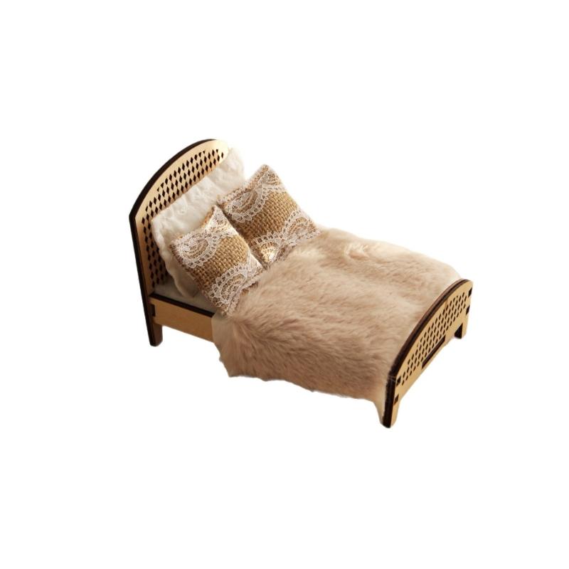 

Miniature Double Bed Model Figure Wooden Furniture 1/12 Doll House Bedroom Scene Display Decoration for Craft Project 1
