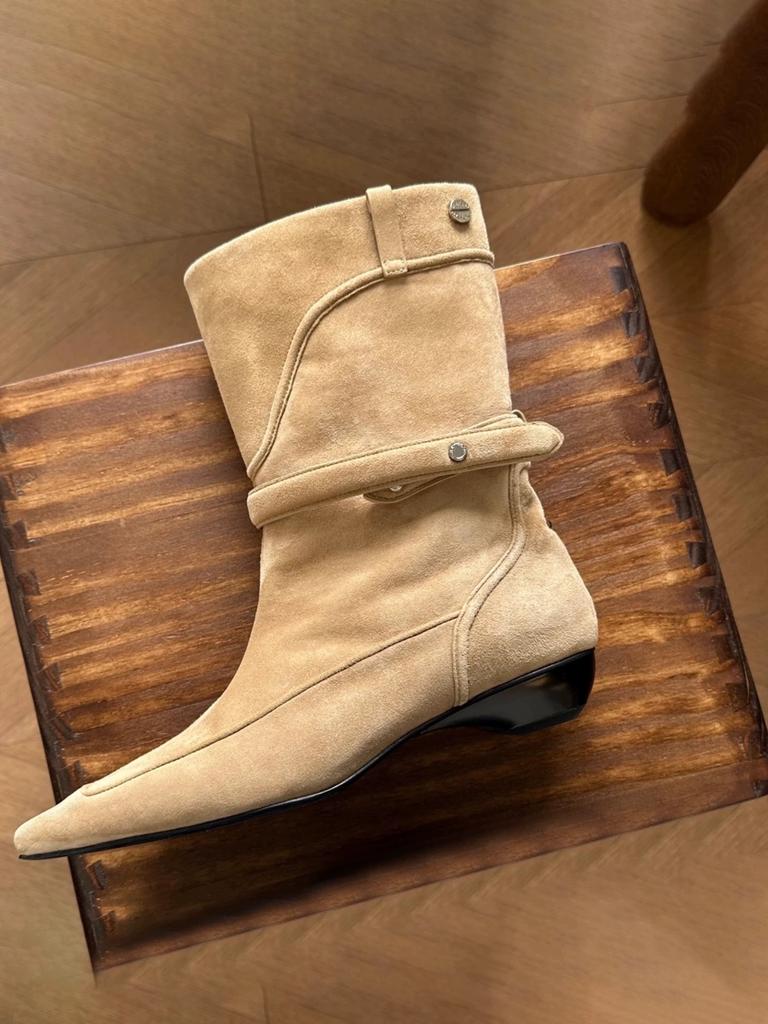 Sheepskin Version~ Retro Niche Pointed Toe Wedge Heel Western Cowboy Boots Medium Boots Women's 2025 New Thin Boots Short Boots