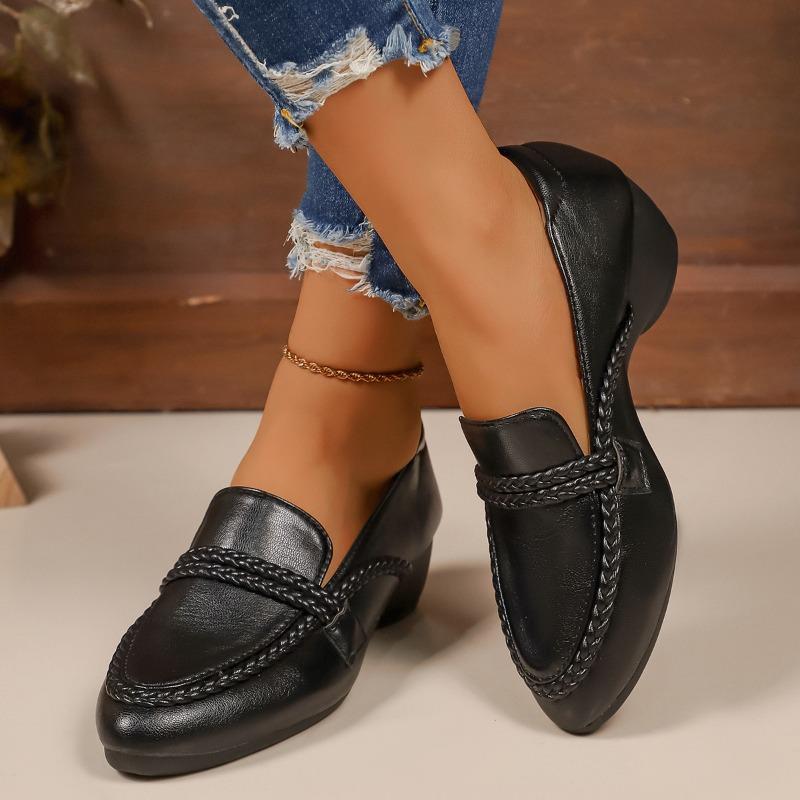 

Женская обувь большого размера, осенняя, с круглым носком, с глубоким вырезом, слипоны, на мягкой подошве, с мягким верхом, на блочном каблуке, одинарная обувь 41 чёрный