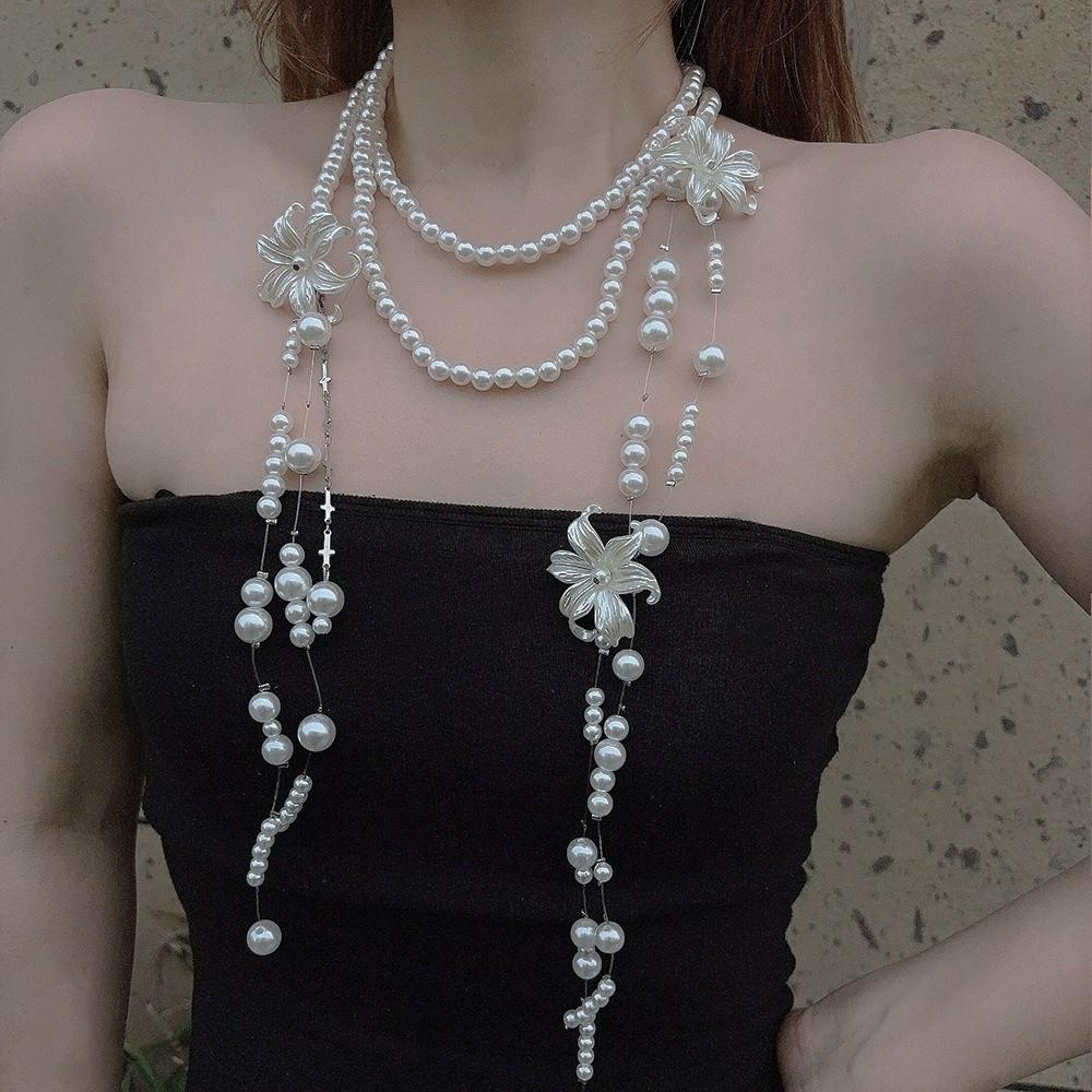 Faux Pearl Lilium Flower Pearl Necklace Multi Layer Stacked Flower Choker Vacation Look
