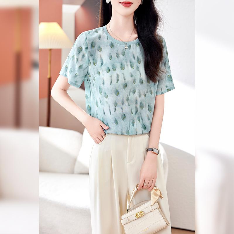 Silk short-sleeved t-shirt women's  new versatile loose casual striped age-reducing mulberry silk top