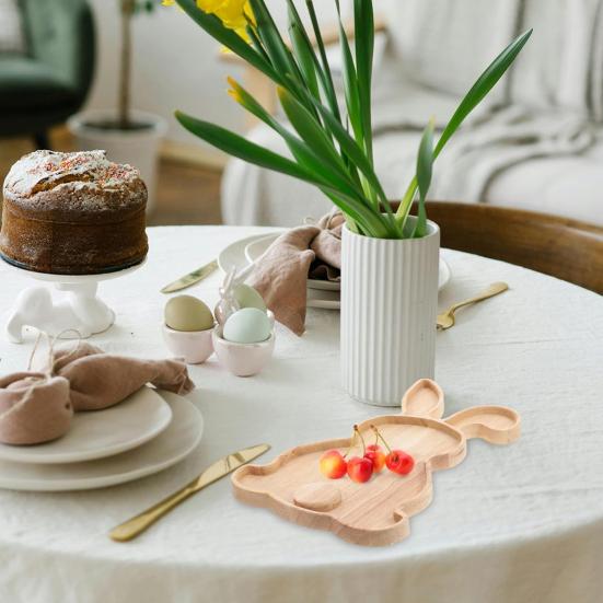 Wooden Rabbit Serving Tray Animal Charcuterie Platters Novelty Appetizer Platter for Cheese Fruit Heart-shaped Food Platter for Parties