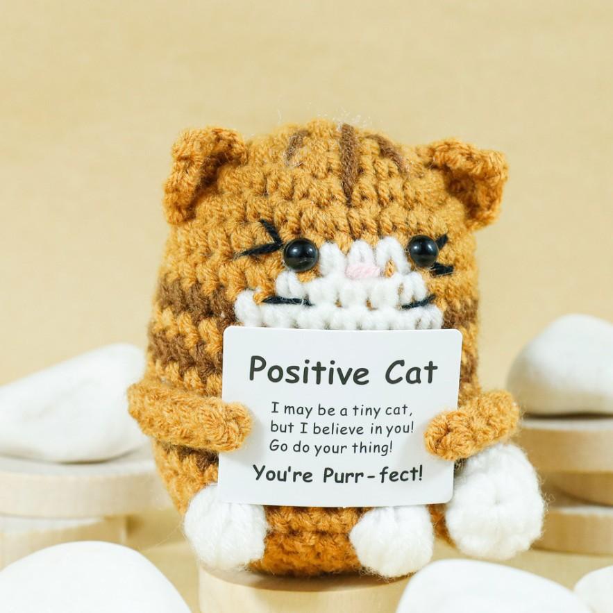 Funny Crochet Positive Cat Doll With Card Home Room Decoration Handmade Knitted Cat Christmas Doll Ornament Christmas Party Gift