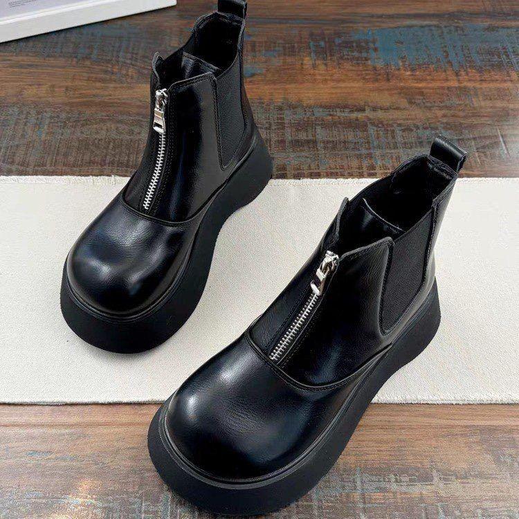 Thick soled British short boots for women autumn and winter 2026 new style with plush fashion boots