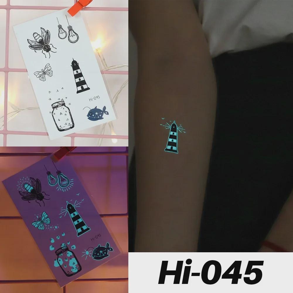 Ljusblå Vattentäta Tatueringklistermärken: Orm- och Fjärilsdesigner för Musikfestivaler