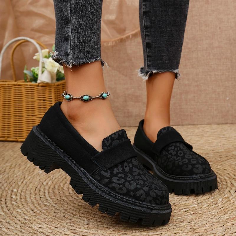 Fashion New Thick-soled Sexy Large-size Walking Shoes Spring/autumn Round Leopard Print Comfortable Casual Sneakers for Women