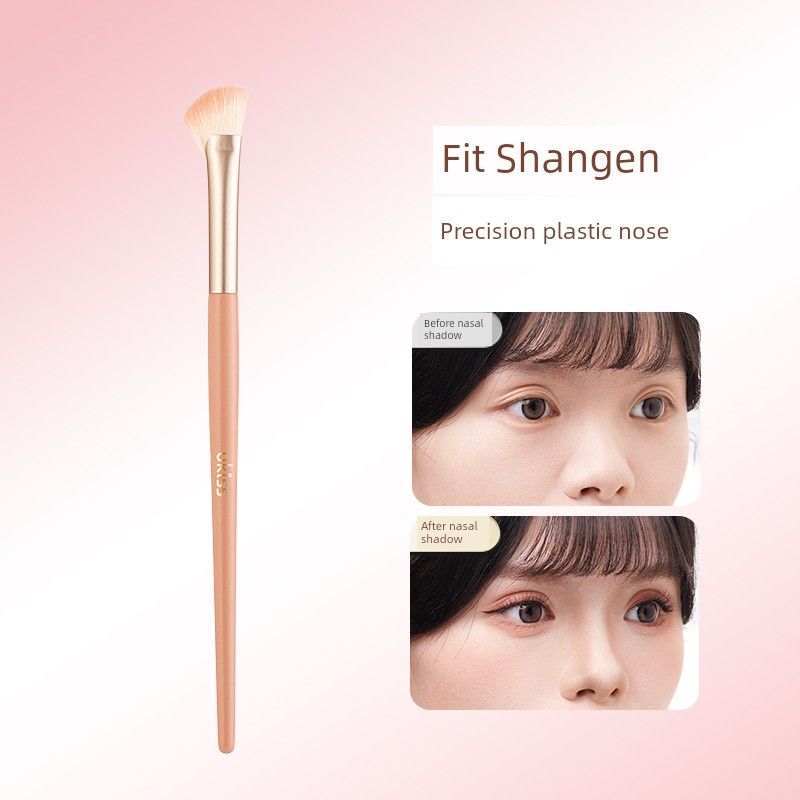 Ukiss Fan-Shaped Oblique Head Repair Sickle Eye Countour Brush