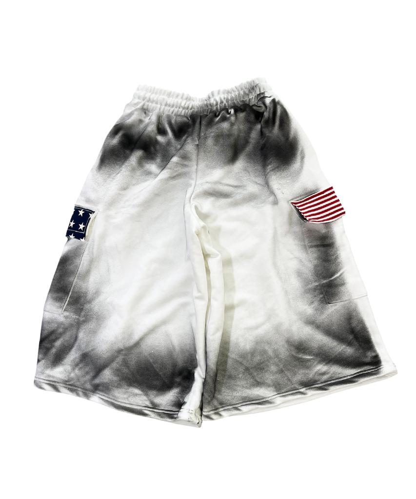 SK8ER ROCK Flag Raid Painting Cargo Bermuda Shorts ((Off White))