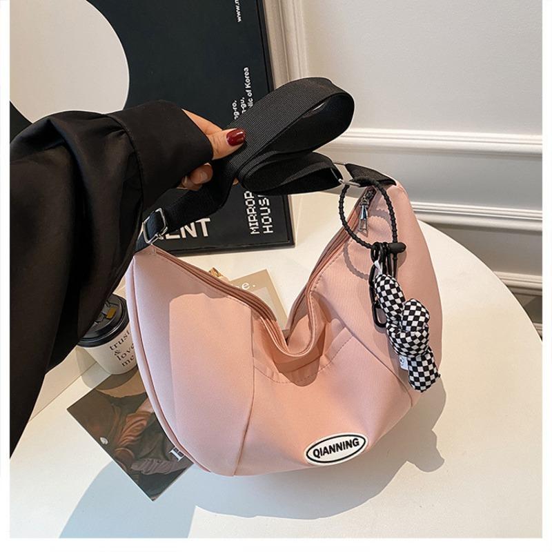 Niche Fresh Women Bag Campus Fashion Versatile Large Capacity Dumpling Bag Spring New Shoulder Crossbody Bag