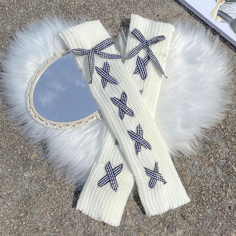 Gray Knitted Split Socks - Thick Ribbed Stripes, Calf-Length, Cozy Autumn/Winter Style, Loose Fit, Trendy Pile Socks