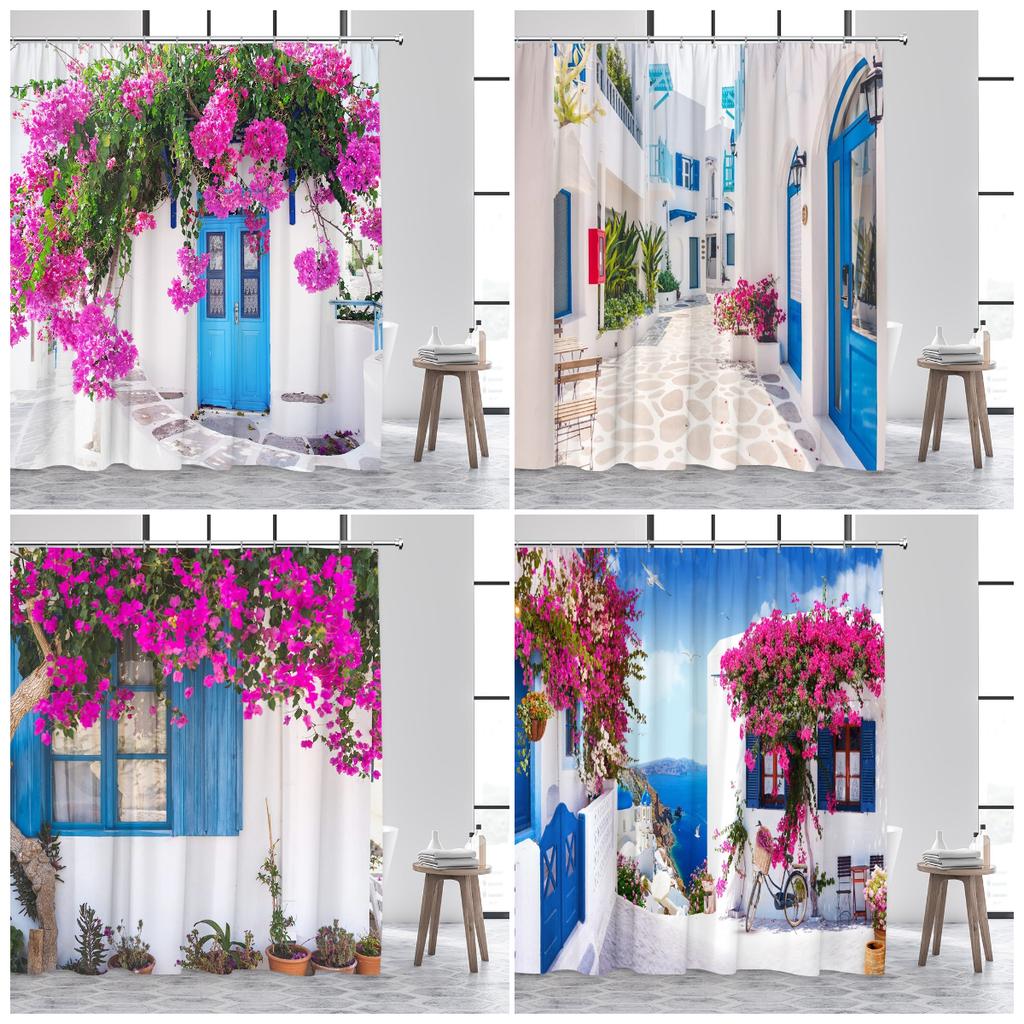 Tenda Doccia Mediterranea Greca Fiori Viola Porta Finestra Blu Architettura Bianca Paesaggio Naturale Tende da Bagno Decor