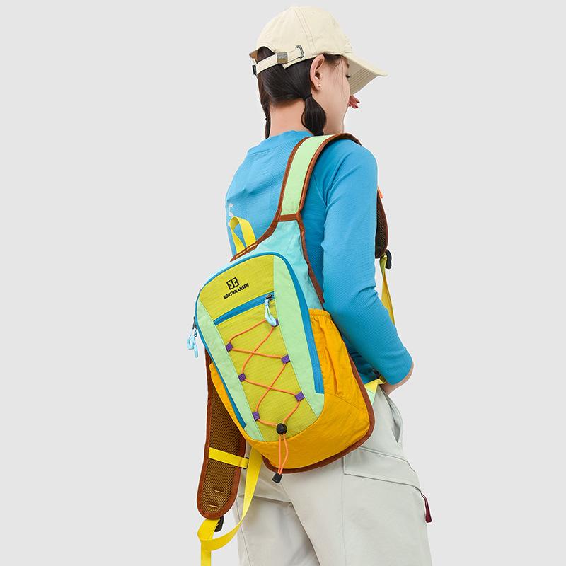 Schoolbag Mountain Vitality Color Matching Design Backpack Men and Women Hiking Mountaineering Cycling Sports Anti-splashing Light Backpack