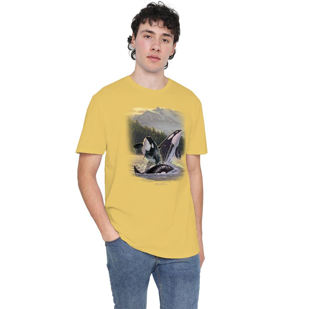 Wildlife Unisex Adult Breaching Orcas T-Shirt