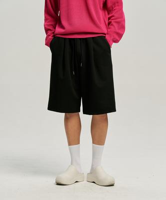 MOO One-Pleat Bermuda Sweat Shorts - Black