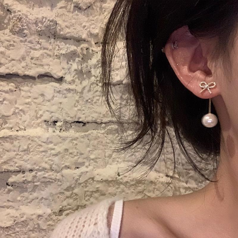 Elegantes Pendientes Largos de Lazo con Borlas y Diamantes para Mujer