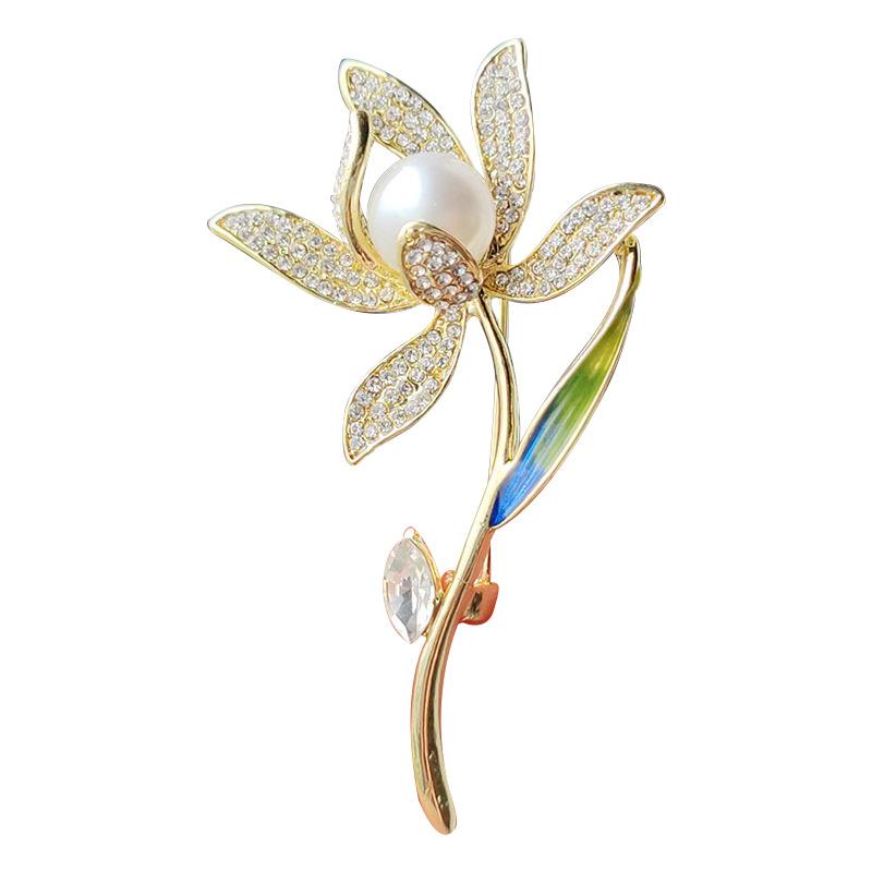 High-End Fashion Light Luxury Daffodil Corsage Female Inlaid Zircon Plant Brooch Versatile Clothing Accessories Factory
