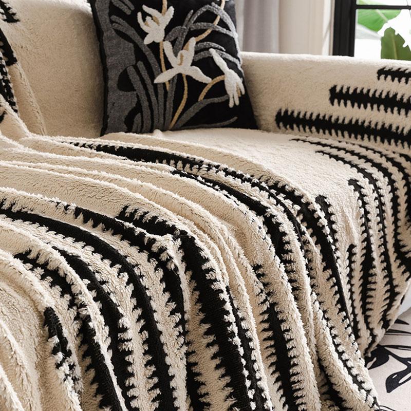 High-End Fishbone Patterned Plush Sofa Towel Anti-Slip Protection Couch Covers For Living Room Anti-Scratch Furniture Slipcover