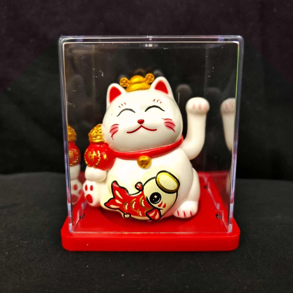 Solar-Powered Waving Maneki-neko Ornament, 2-Inch, Attracts Wealth for Office Desk or Cashier Counter Decoration
