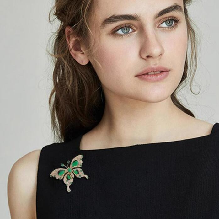 Retro Green Zircon Butterfly Brooches For Women Girls Elegant Badges Classic Lady Dress Suit Jewelry Accessories Gifts