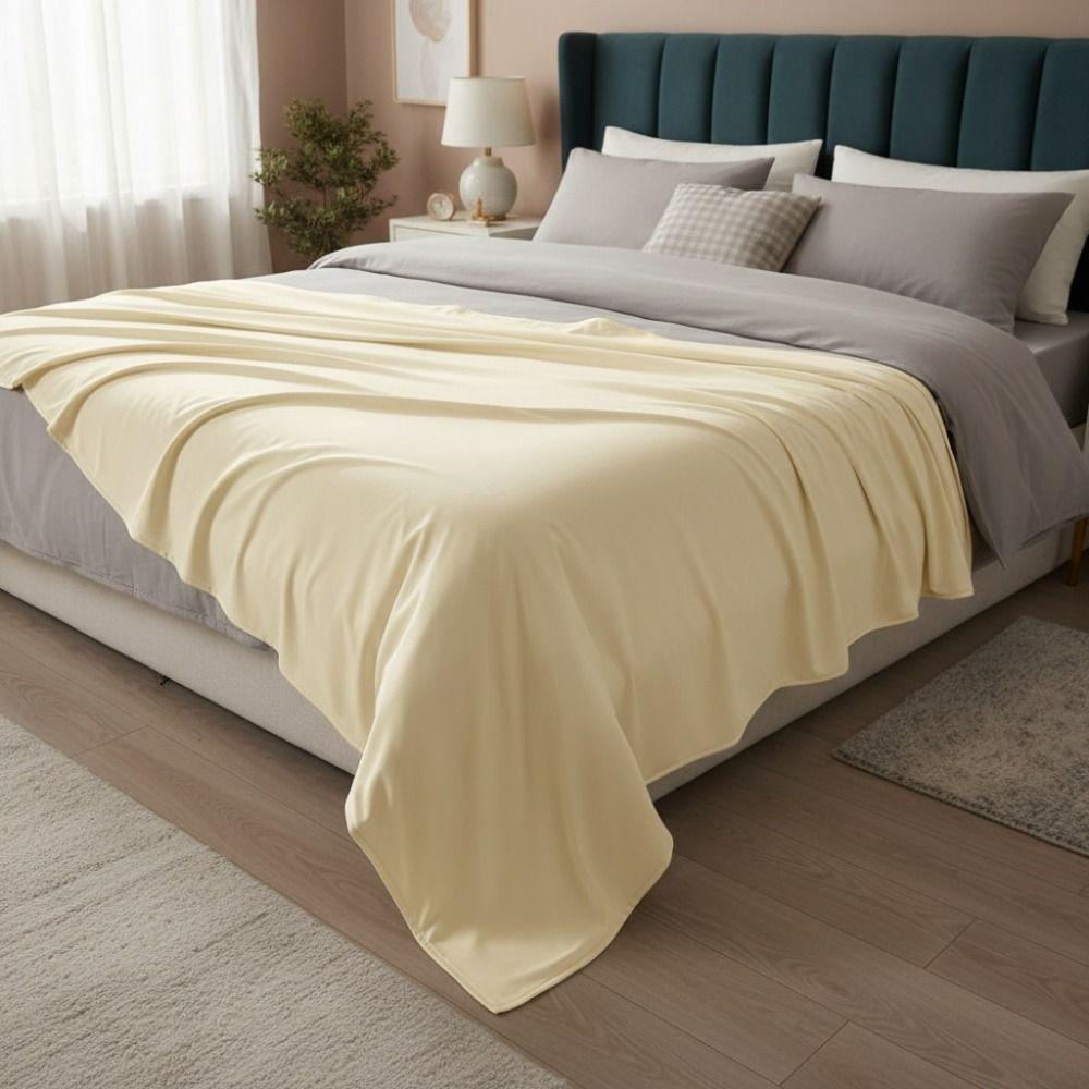 Lightweight Throw Blanket Ultra Soft Air Conditioning Quilt Practical Summer Cooling Blanket Sofa