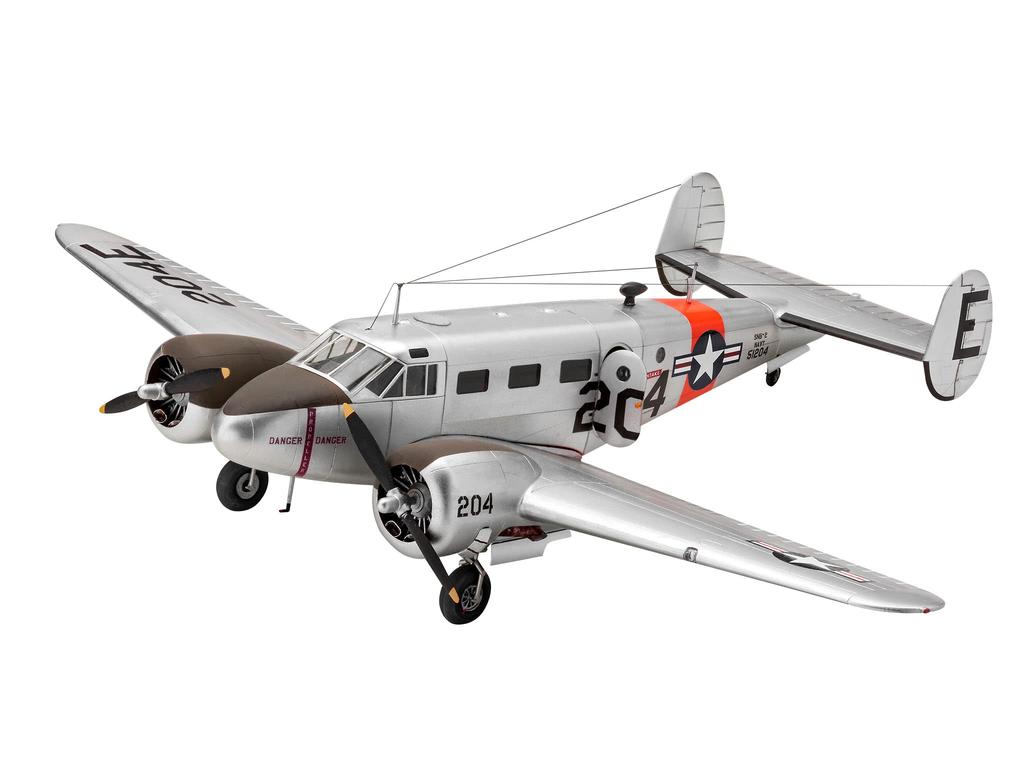 German Revell 1/48 Beechcraft Model 18 Plastic Model 03811