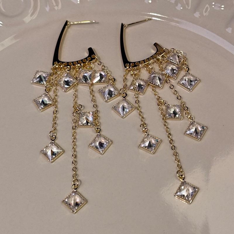 Used Silver Zircon Tassel Rhombus Earrings - Fashionable, Retro, Versatile, High-End Luxury for Women