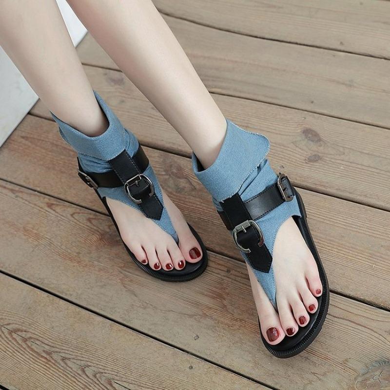 New Round Toe Clip Toe Sexy Rear Zipper Beach Shoes in Summer Stylish Comfortable Solid Color Non-slip Exposed Toe Flat Sandals