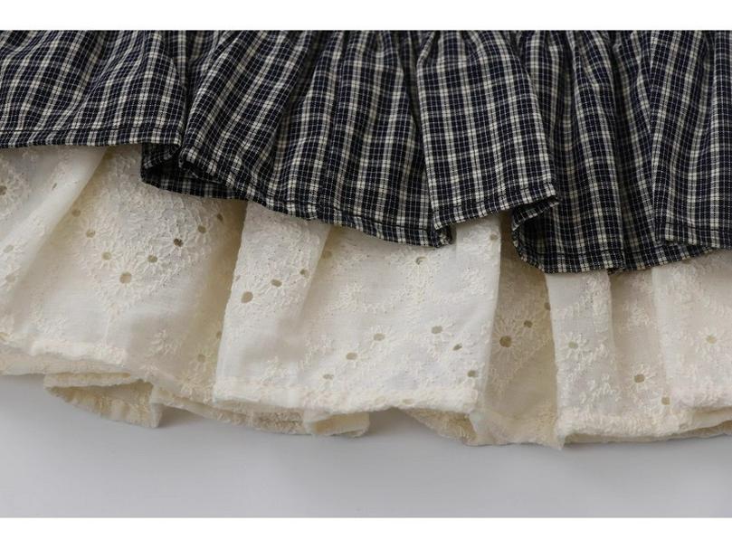 Women's Retro College Black Plaid Embroidered Lace Patchwork Skirt with Meat-Concealing Curtain