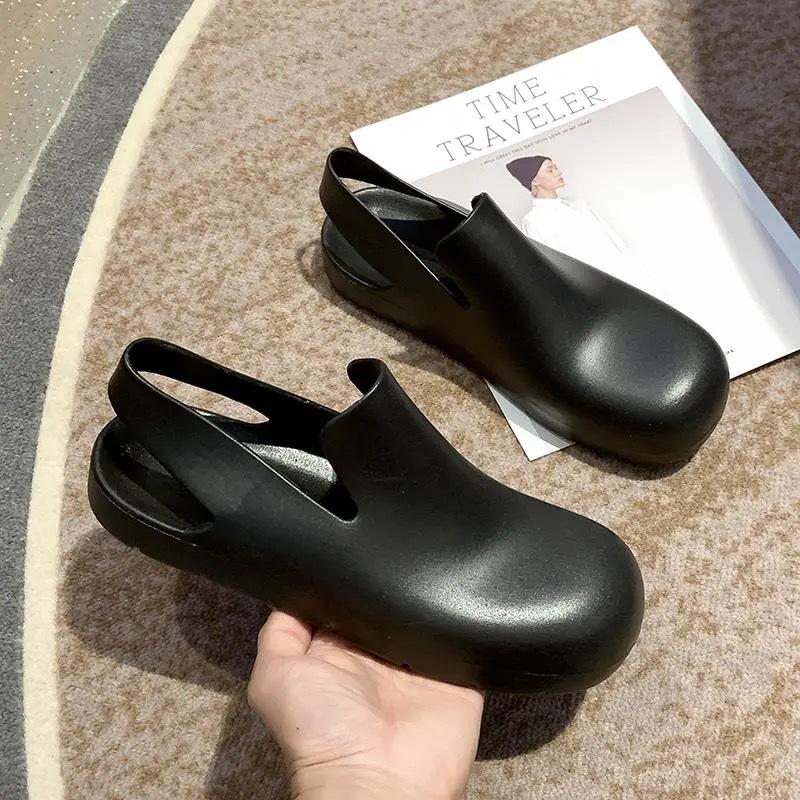 Axi Ge Has the Same 2025 Four-season New Bag Head Sandals, Internet Celebrity Wears Versatile Thick-soled Flat-heeled Cool Slippers.