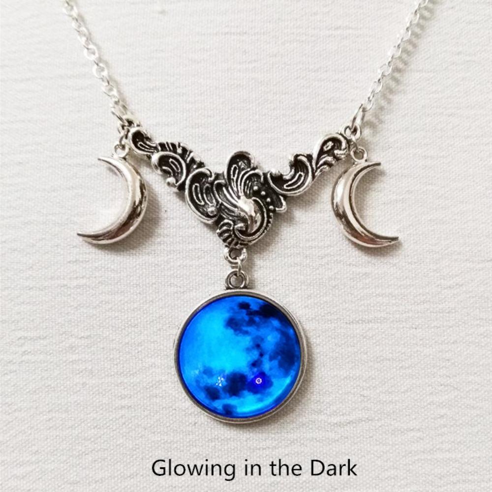 Retro Fashion Sliver Color Triple Moon Goddess Crescent Moon Crystal Glass Pendant Necklace for Women Amulet Charm Jewelry Gifts