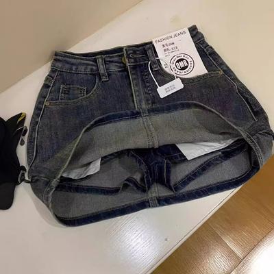 Hosen & Röcke – Shorts