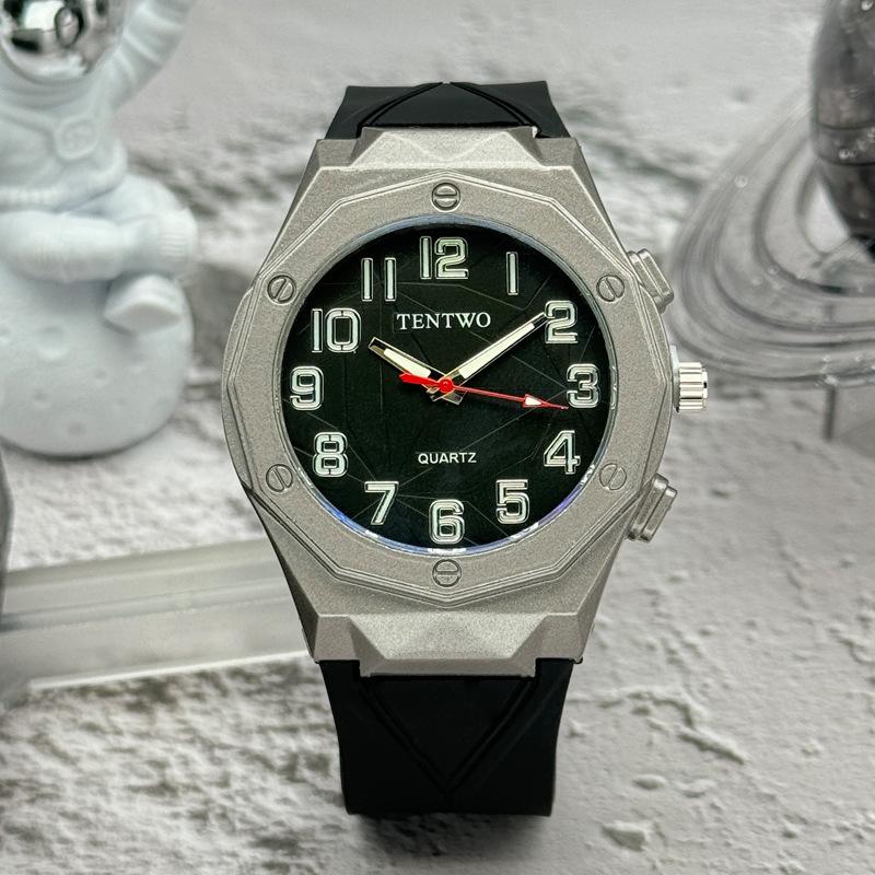 

Мужские часы JYL Крутые Деловые Оригинальные Силиконовый Ремешок Black костяной